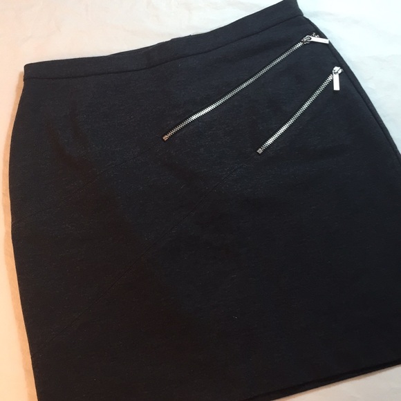 Michael Kors dark slate skirt, size 4, mint look! - Picture 6 of 8